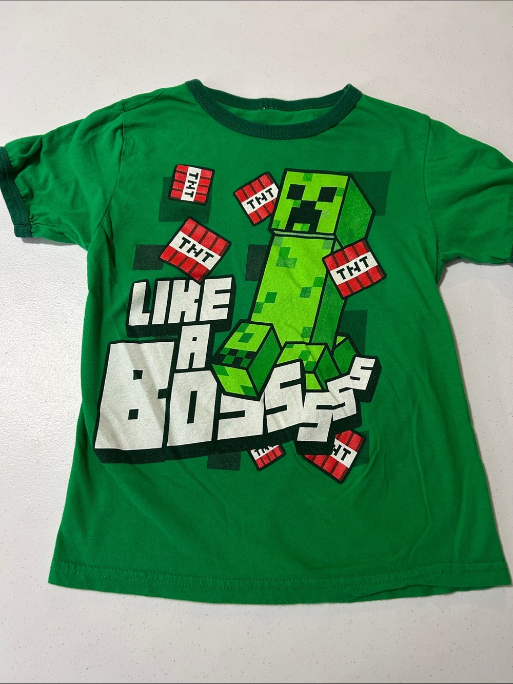 Minecraft Boy’s Green Short Sleeve Creeper Graphic T-Shirt Size S/M